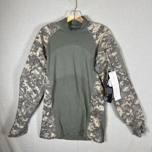 NEW Army Combat Shirt FR Flame Resistant Size Medium Team Soldier Camo Tactical